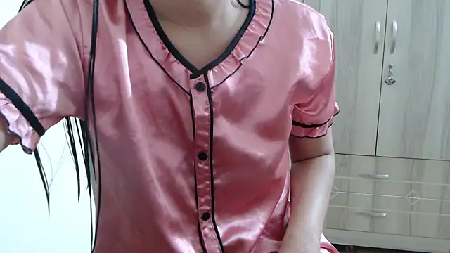 Snapshot of Beauty_Asian_Tina chatting on 03-22-25, 06:43 Beauty Asian Tina online show from 03-22-25, 06:43