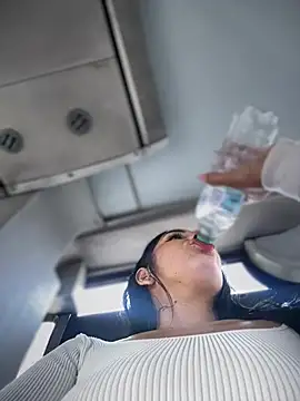   IRIS   online show from 04-09-26, 04:34