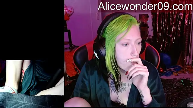 alicewonder09 online show from 02-17-26, 08:11