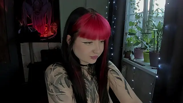 Snapshot of t0riayun0 chatting on 06-04-26, 06:25 t0riayun0 online show from 06-04-26, 06:25