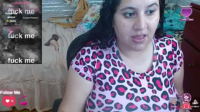 Snapshot of EMILY-NESSA chatting on 03-19-25, 07:38 EMILY-NESSA online show from 03-19-25, 07:38