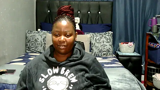 Snapshot of caramelbooty69 chatting on 05-09-26, 01:55 caramelbooty69 online show from 05-09-26, 01:55