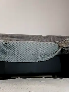 Viola sweet honey online show from 11-13-25, 09:19