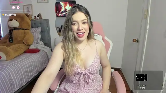 Snapshot of samysweet_8 chatting on 06-20-26, 12:52 samysweet 8 online show from 06-20-26, 12:52