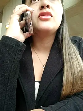 alana 69 online show from 12-16-25, 08:36