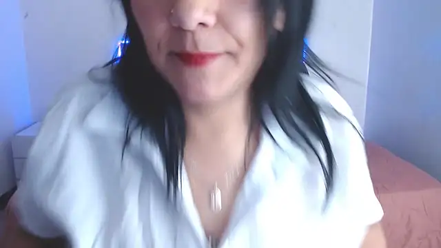 Snapshot of selena_yourmilf chatting on 04-20-26, 06:09 selena yourmilf online show from 04-20-26, 06:09
