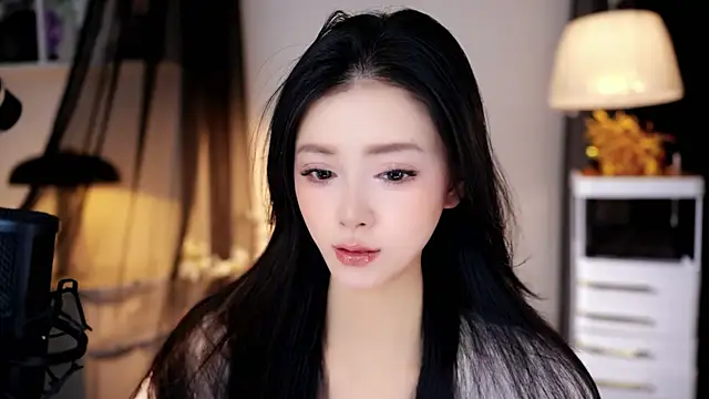 Snapshot of Ocean--Lili chatting on 04-25-26, 02:14 Ocean--Lili online show from 04-25-26, 02:14
