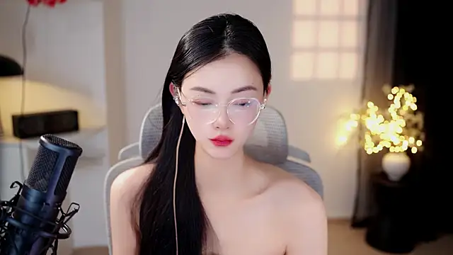 Ocean--Lili online show from 07-13-26, 02:20