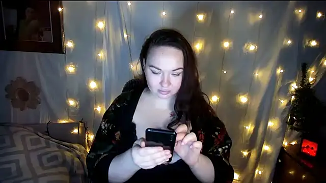 Snapshot of Victoria_Marks chatting on 12-05-24, 06:11 Victoria Marks online show from 12-05-24, 06:11