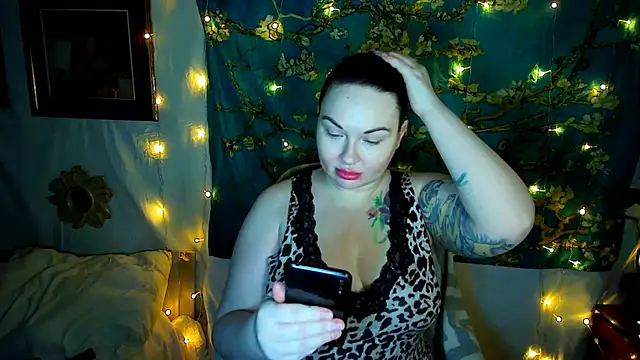 Snapshot of Victoria_Marks chatting on 01-26-25, 09:29 Victoria Marks online show from 01-26-25, 09:29