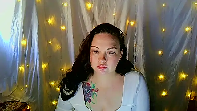 Snapshot of Victoria_Marks chatting on 10-01-25, 05:13 Victoria Marks online show from 10-01-25, 05:13