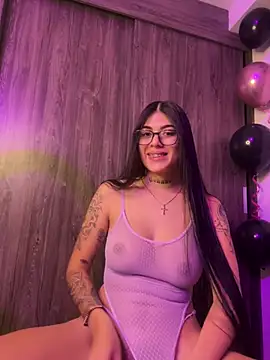 Sarasanders 4 online show from 03-18-25, 03:53