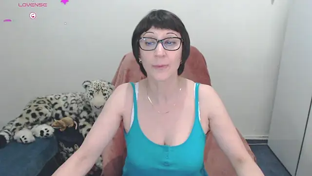 Snapshot of Ammillia chatting on 02-12-25, 07:23 Ammillia online show from 02-12-25, 07:23