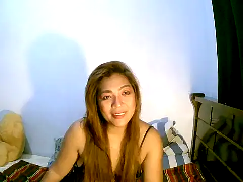 Snapshot of sweetvirginia01 chatting on 02-16-25, 06:43 sweetvirginia01 online show from 02-16-25, 06:43