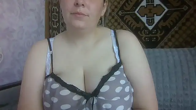Snapshot of Diana_Britt chatting on 05-30-26, 05:15 Diana Britt online show from 05-30-26, 05:15