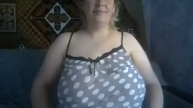 Snapshot of Diana_Britt chatting on 07-09-26, 04:05 Diana Britt online show from 07-09-26, 04:05