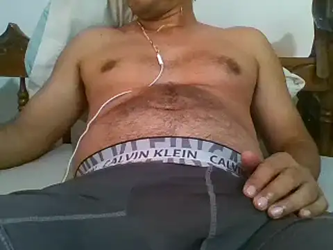 Snapshot of bbccol1 chatting on 02-11-25, 06:44 bbccol1 online show from 02-11-25, 06:44