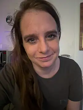 LadyChantale online show from 04-06-26, 06:25