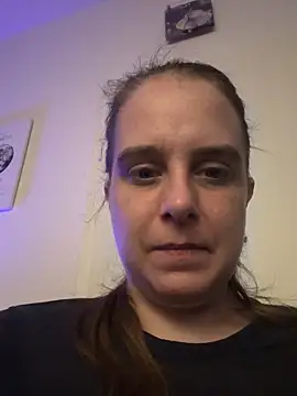 LadyChantale online show from 04-10-26, 06:18