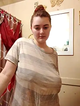 Snowbunnycake 131 online show from 12-11-24, 11:30