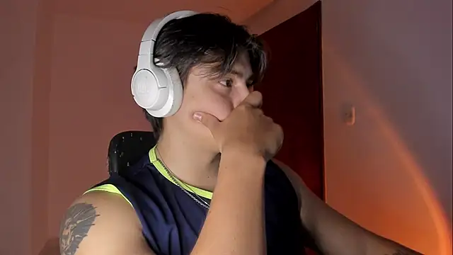 Giordano Russo online show from 11-12-25, 04:35