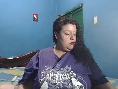 Lauren baby online show from 12-17-25, 06:47