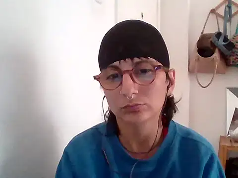 Snapshot of Ariana1995rs chatting on 10-21-25, 05:46 Ariana1995rs online show from 10-21-25, 05:46