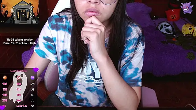 MidoriQuiinn online show from 10-28-25, 01:58