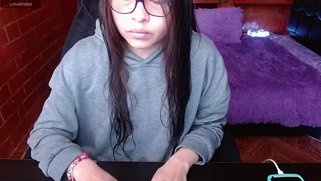 Snapshot of MidoriQuiinn chatting on 07-22-26, 04:10 MidoriQuiinn online show from 07-22-26, 04:10
