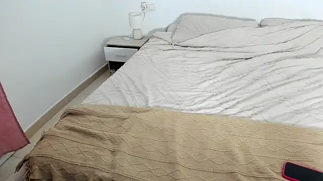 MariaMeir online show from 11-22-25, 01:04