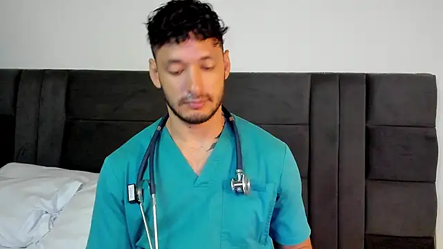 alejandro  2 online show from 06-15-26, 01:57
