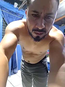 Snapshot of Eumanzor chatting on 02-26-26, 02:32 Eumanzor online show from 02-26-26, 02:32