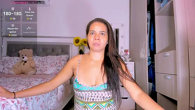 sharonDulce online show from 01-09-26, 01:52