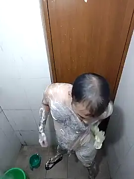 Snapshot of vishnuvinod_india chatting on 12-28-24, 05:12 vishnuvinod india online show from 12-28-24, 05:12