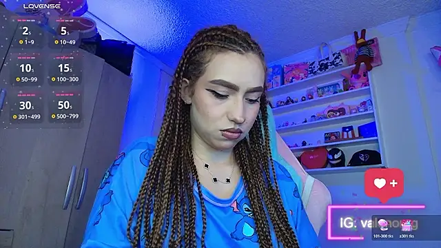 Snapshot of valenor_ chatting on 02-24-26, 03:04 valenor online show from 02-24-26, 03:04