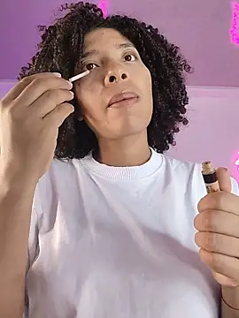 DannaBerry online show from 12-20-25, 02:46