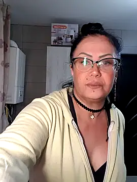 x  KHALEESI  x online show from 10-07-25, 12:35