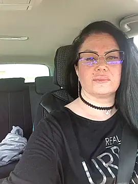 x  KHALEESI  x online show from 04-16-26, 10:05