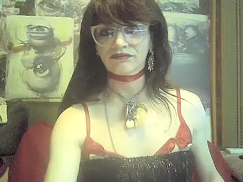 Snapshot of TheBlackWtch chatting on 06-10-26, 09:03 TheBlackWtch online show from 06-10-26, 09:03