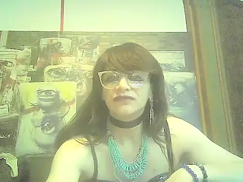 Snapshot of TheBlackWtch chatting on 07-06-26, 01:41 TheBlackWtch online show from 07-06-26, 01:41