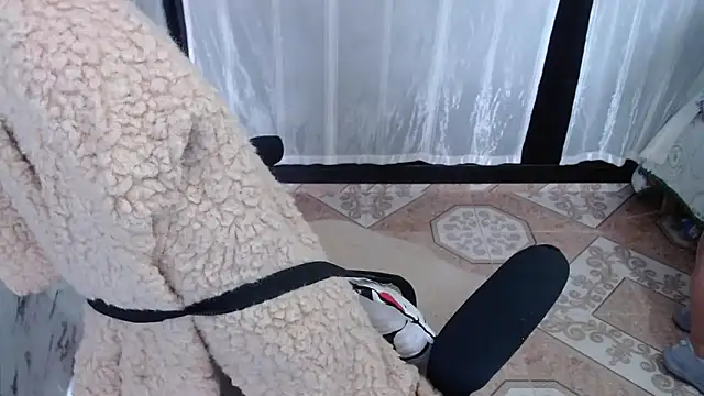 Sonialorens  online show from 03-17-25, 04:33