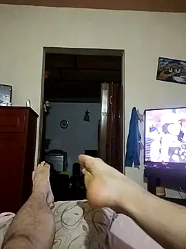 Snapshot of starplss chatting on 10-17-25, 02:48 starplss online show from 10-17-25, 02:48