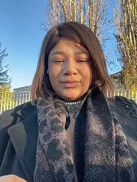 Snapshot of IamSashaLuv chatting on 11-22-25, 02:38 IamSashaLuv online show from 11-22-25, 02:38