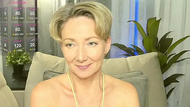 AkexandraFix online show from 10-27-25, 12:53