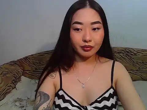 Aleksa Blackdream online show from 11-21-25, 03:44