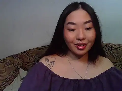 Snapshot of Aleksa_Blackdream chatting on 05-21-26, 07:43 Aleksa Blackdream online show from 05-21-26, 07:43