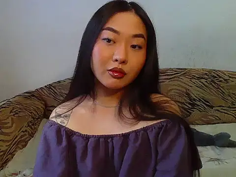 Snapshot of Aleksa_Blackdream chatting on 06-21-26, 02:41 Aleksa Blackdream online show from 06-21-26, 02:41