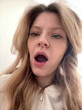 MaryHiggins online show from 10-17-25, 06:16