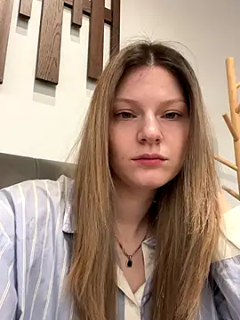 MaryHiggins online show from 12-14-25, 07:58