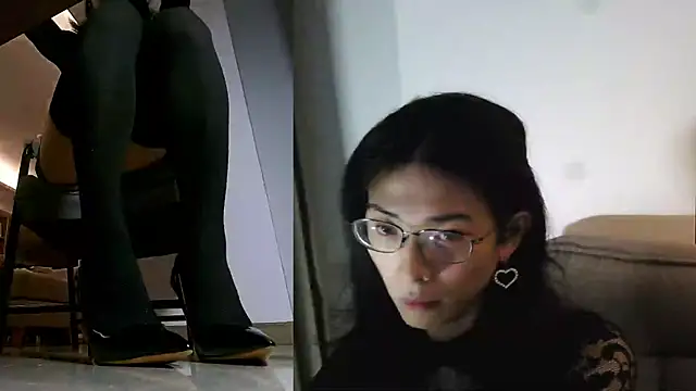 Snapshot of CrytinaSissyCrossdress chatting on 03-05-25, 03:51 CrytinaSissyCrossdress online show from 03-05-25, 03:51